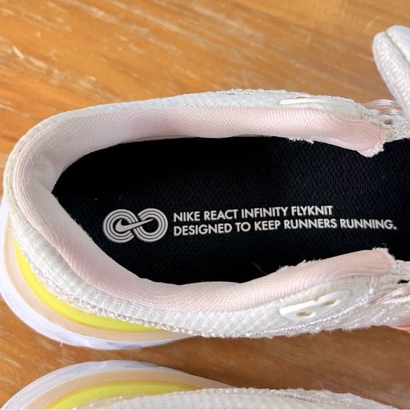 Nike React Infinity Run FlyKnit 3 Running Shoes - Picture 12 of 16